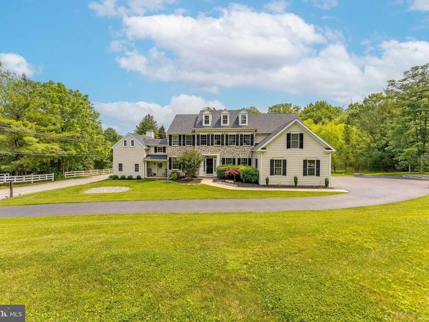 975 S Waterloo Road, Devon, PA 19333 Main Photo