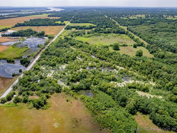 4204 W 50th Street North, Porter, OK 74454