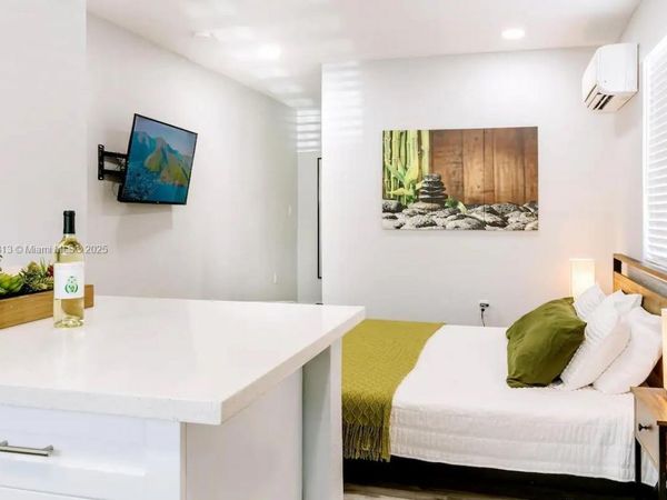 1647 NW 29th Ave, Unit 2, Miami, FL 33125