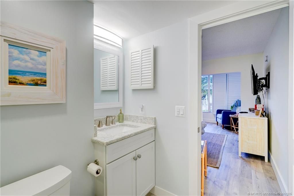 245 NE Macarthur Boulevard, Unit 11, Stuart, FL 34996 Photo