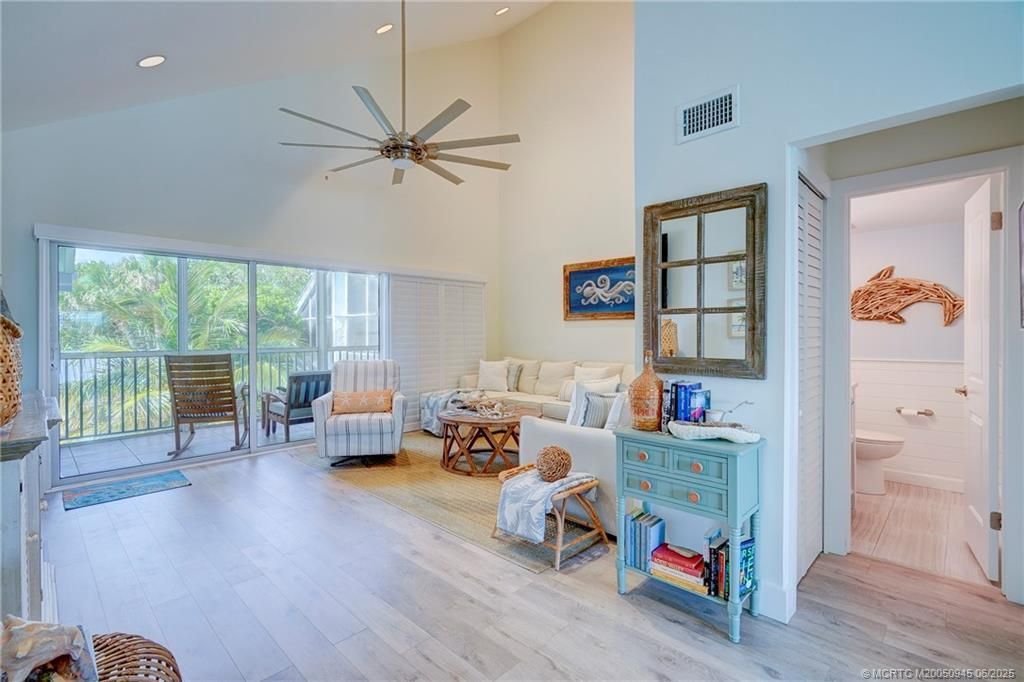 245 NE Macarthur Boulevard, Unit 11, Stuart, FL 34996 Photo