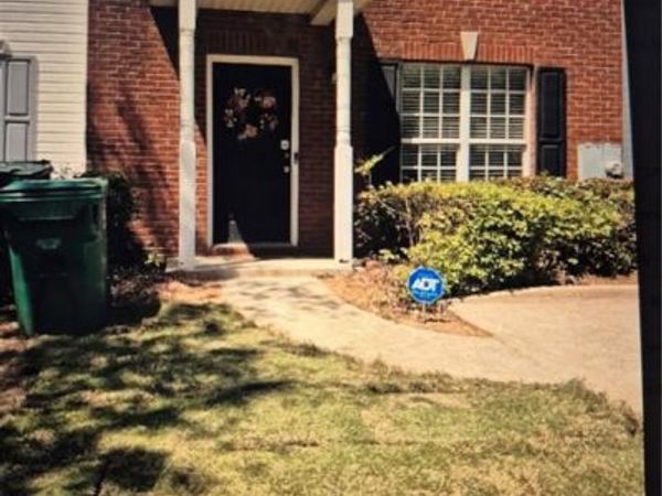 2289 Strathmoor Manor Drive, Lithonia, GA 30058