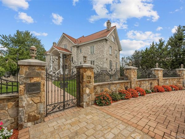 3407 Country Club Road, Bronx, NY 10465