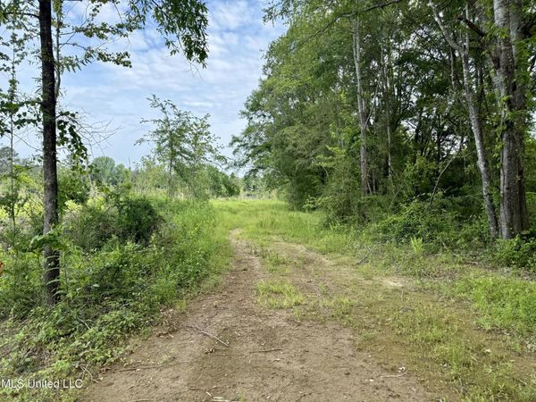 Comfort Rd, Kosciusko, MS 39090