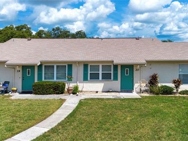 1906 CANTERBURY LANE, Unit 20, SUN CITY CENTER, FL 33573