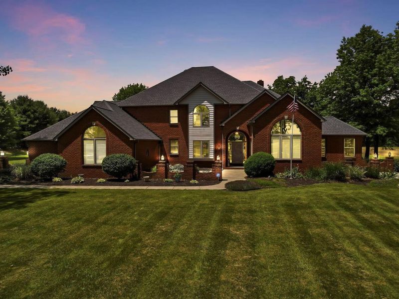 7922 Hazelton-Etna Road SW, Pataskala, OH 43062 Photo 2