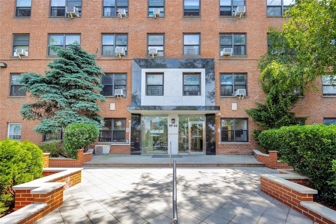 99-40 63rd Road, Unit 9Z, Rego Park, NY 11374 Main Photo
