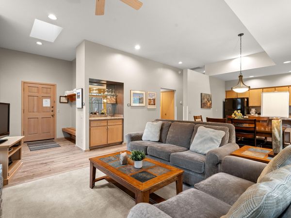 57357 Beaver Ridge Loop, Unit 22, Sunriver, OR 97707