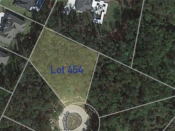 128 LINNETTE Court, Mandeville, LA 70471