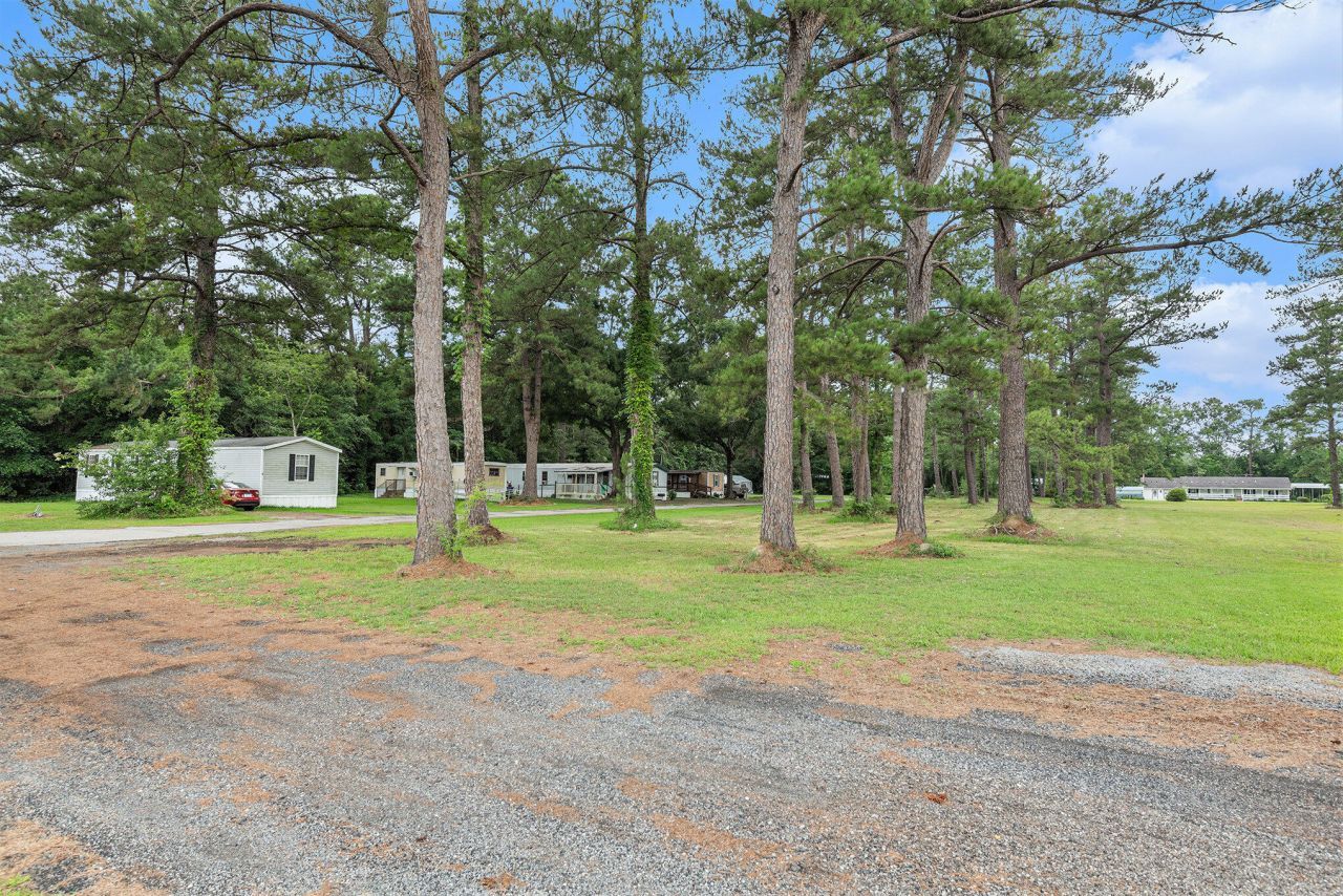 1324 N Highway 17a Photo 32