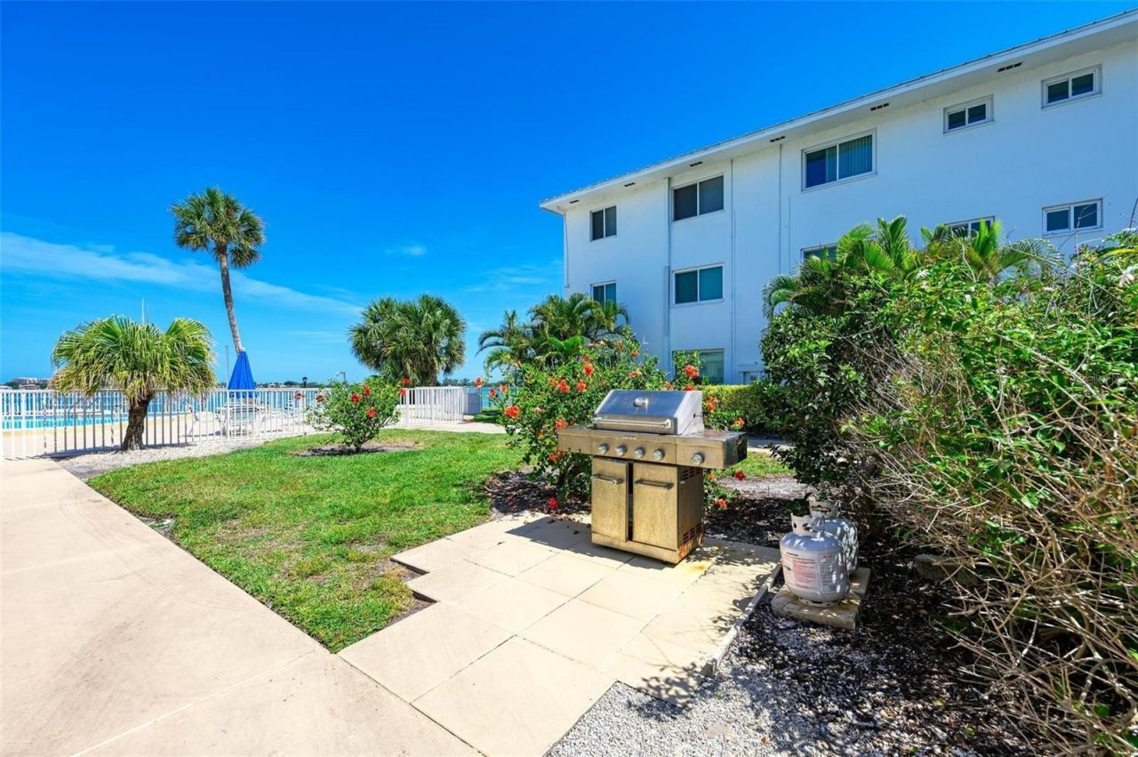 767 John Ringling Boulevard, Unit 25, Sarasota, FL 34236 Photo