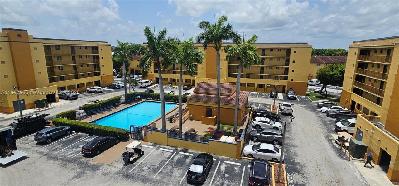 14921 SW 82nd Ln, Unit 19-508, Miami, FL 33193 Photo