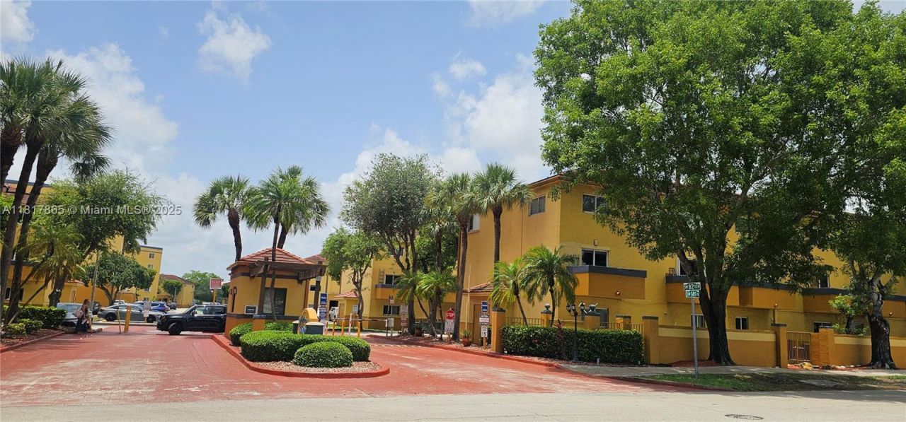 14921 SW 82nd Ln, Unit 19-508, Miami, FL 33193 Photo