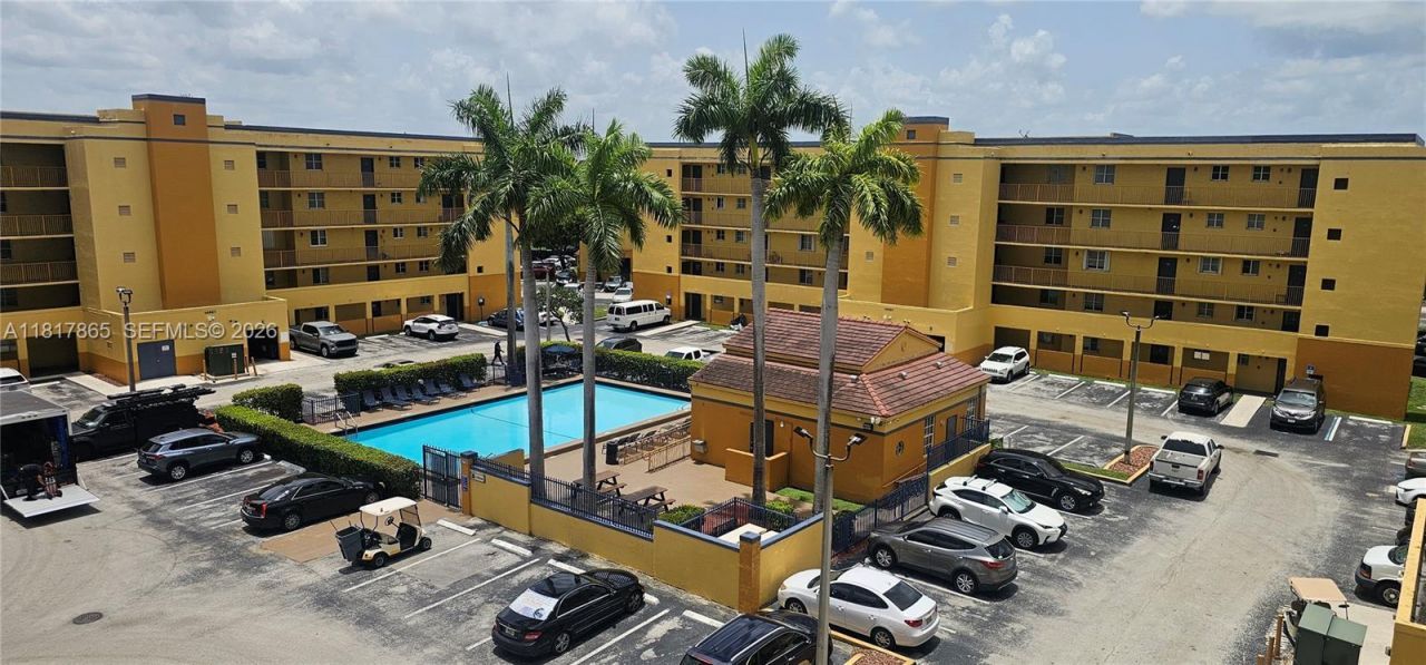 14921 SW 82nd Ln, Unit 19-508, Miami, FL 33193 Photo