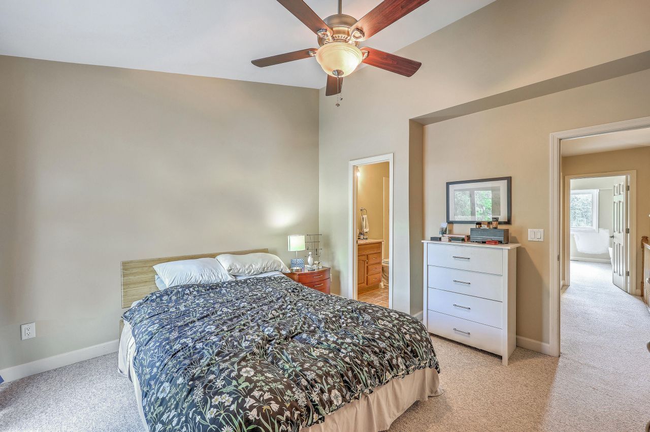 851 Sandlake Drive Photo 13