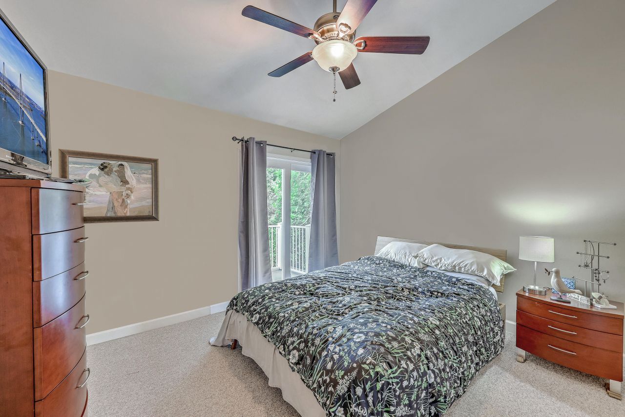 851 Sandlake Drive Photo 25