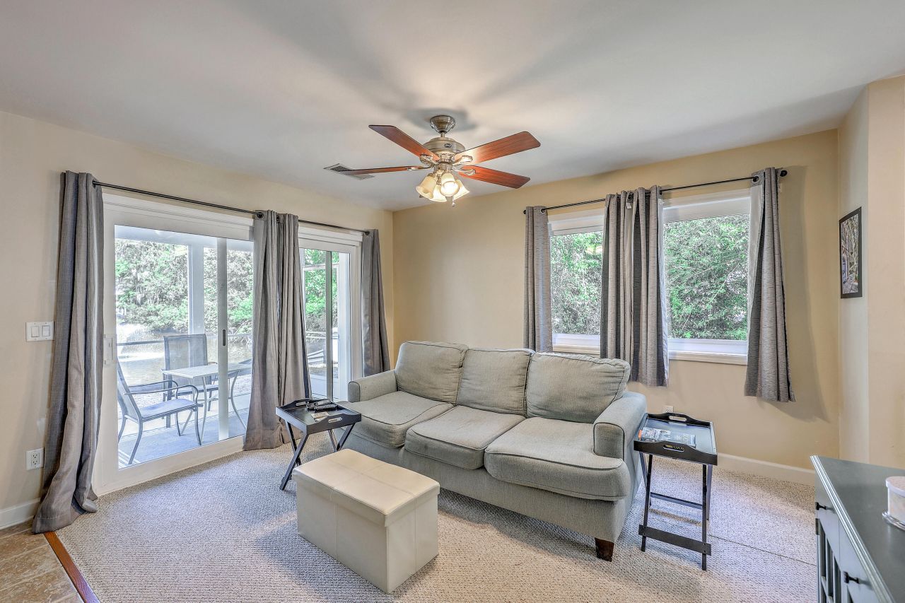 851 Sandlake Drive Photo 9