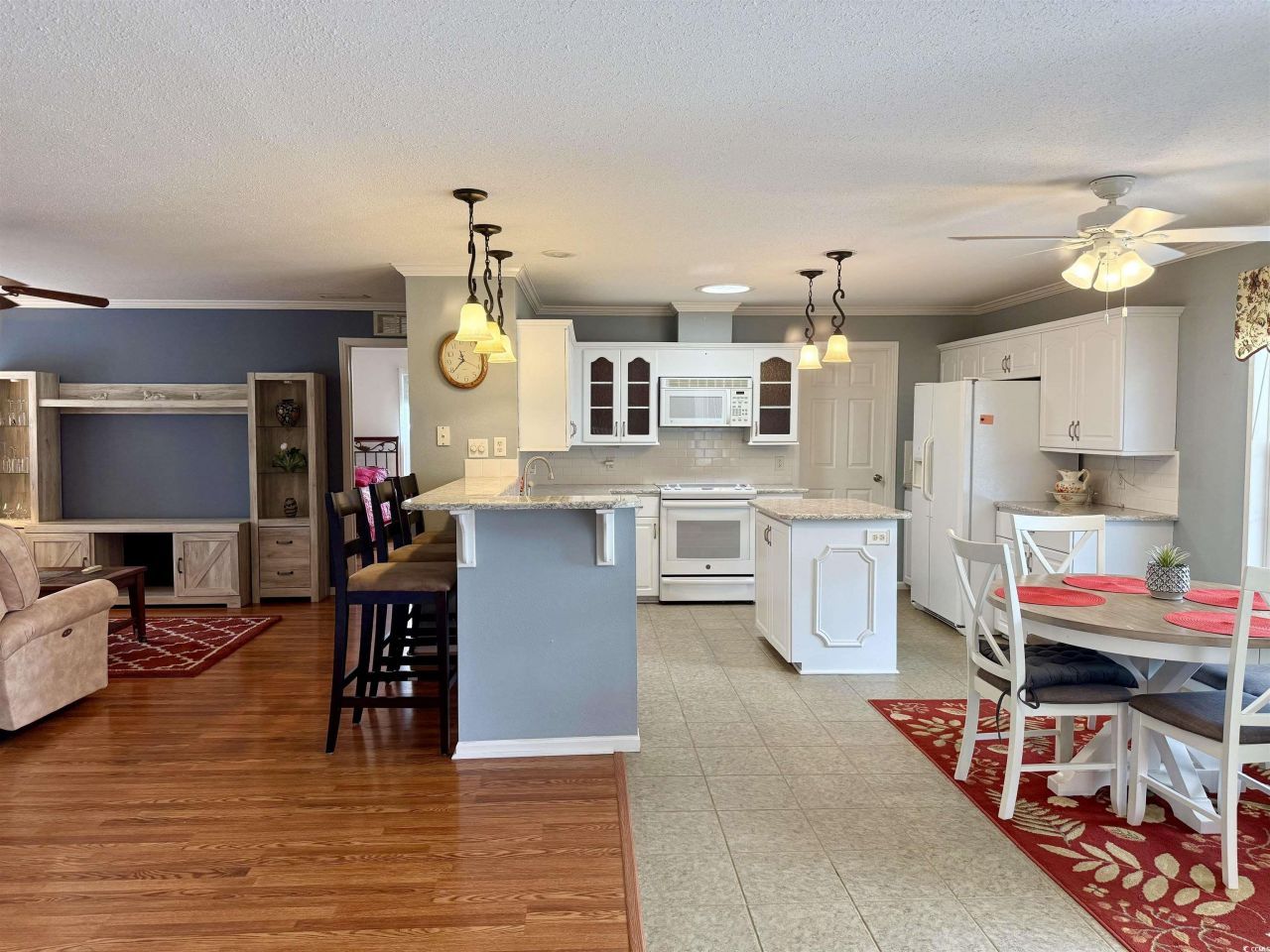 216 Walden Lake Rd. Photo 6