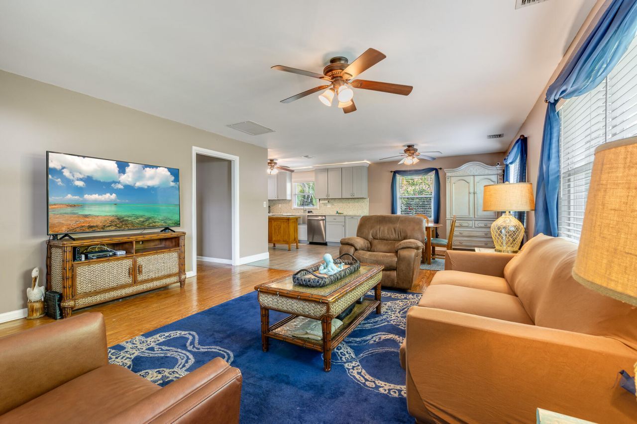 180 Sugarloaf Drive, Sugarloaf, FL 33042 Photo