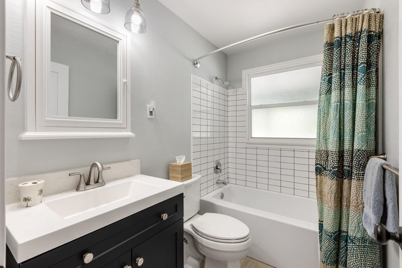 180 Sugarloaf Drive, Sugarloaf, FL 33042 Photo