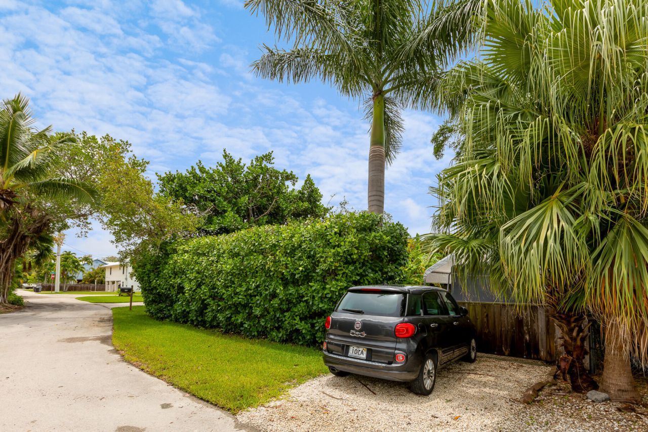 180 Sugarloaf Drive, Sugarloaf, FL 33042 Photo