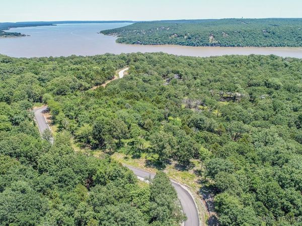 136 Patriot Pointe, Eufaula, OK 74432