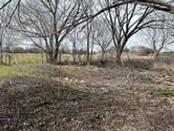 9328 Eastview Drive, Fort Worth, TX 76134