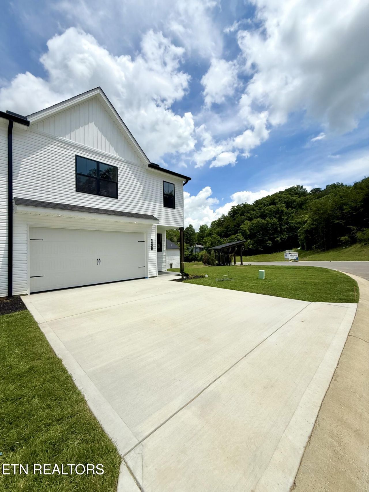 8852 Chapman Trace Way, Knoxville, TN 37920 Main Photo