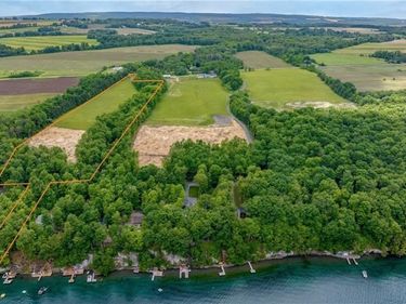 00 West Lake Road Street, Unit A, Skaneateles, NY 13152