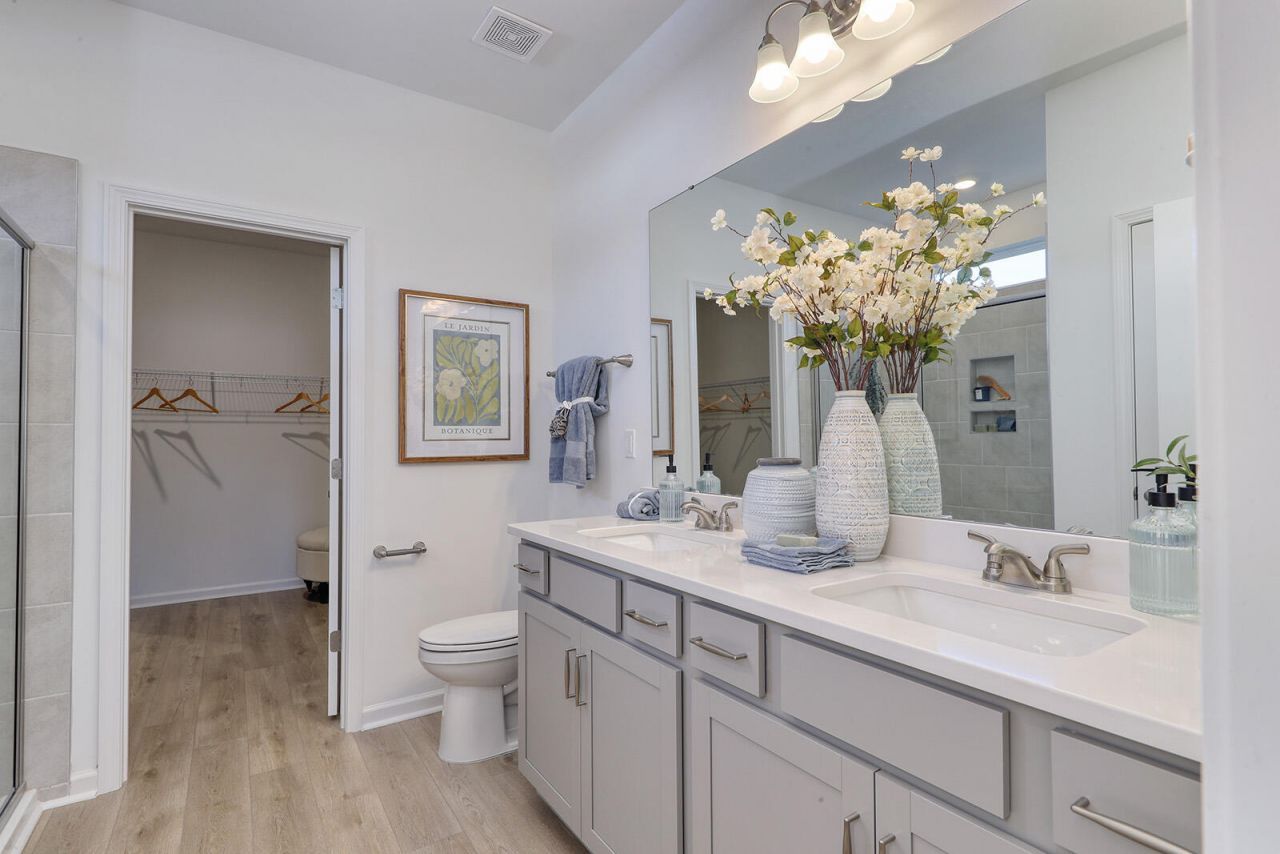 1026 Carolina Way Photo 13