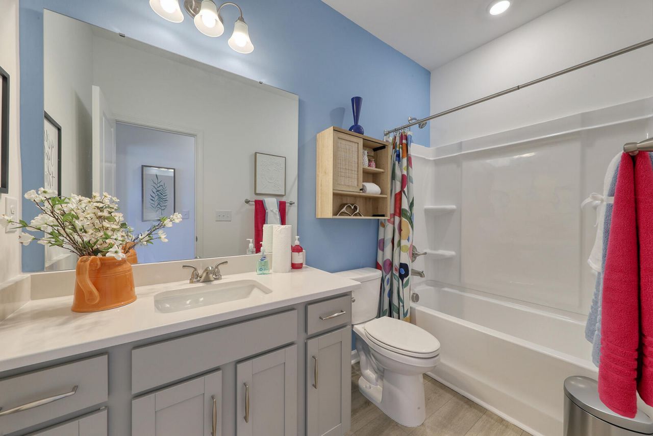 1026 Carolina Way Photo 16