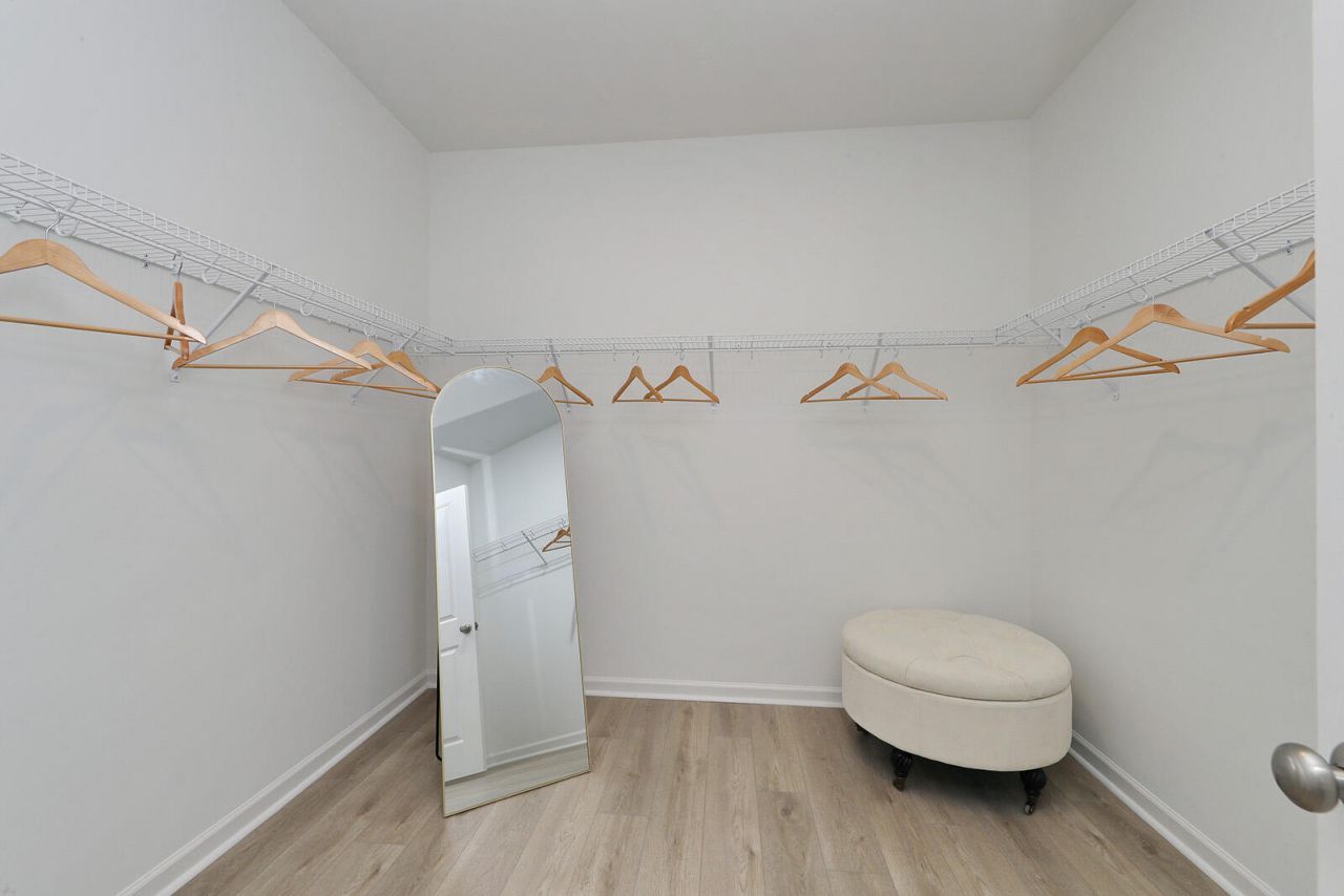 1026 Carolina Way Photo 17