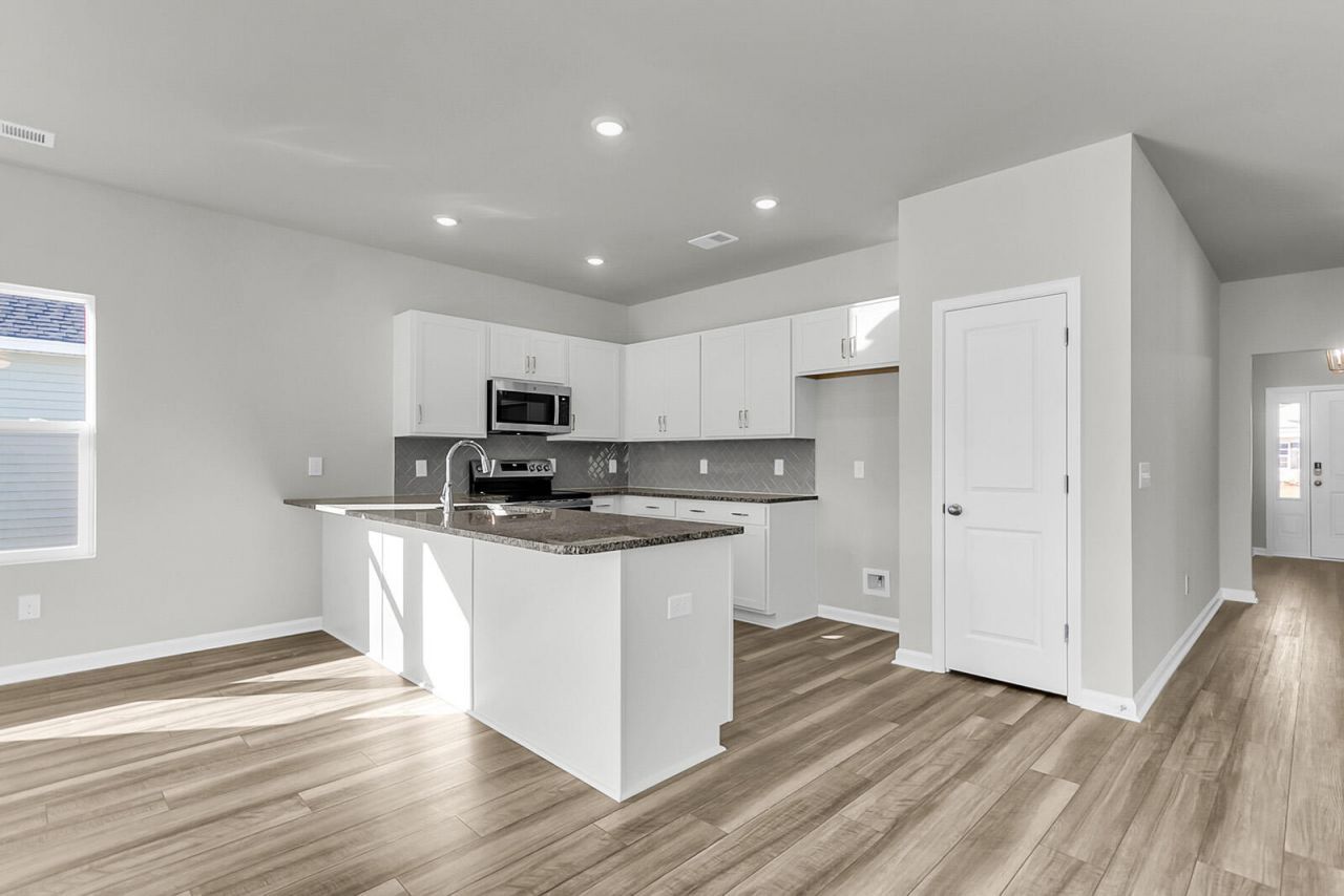 1026 Carolina Way Photo 23