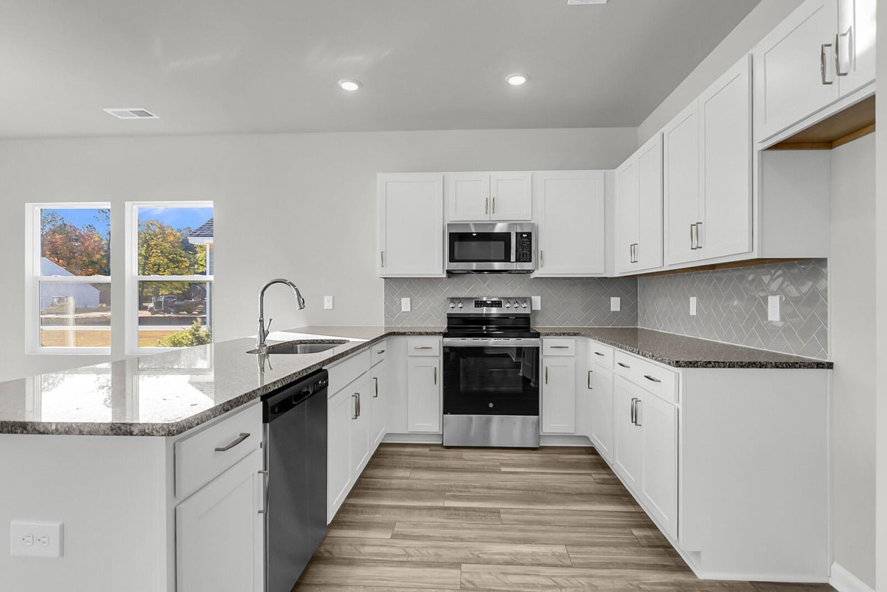 1026 Carolina Way Photo 24