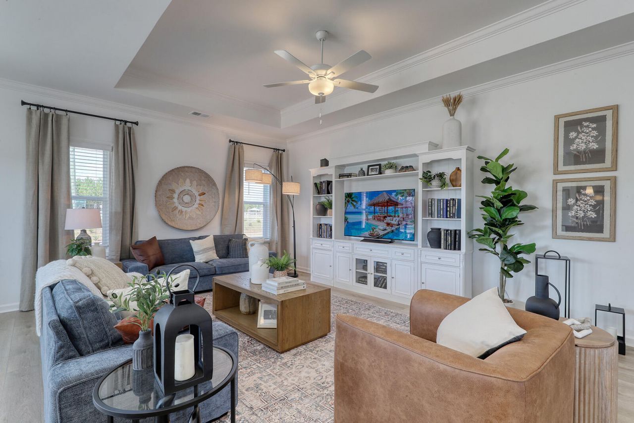 1026 Carolina Way Photo 4