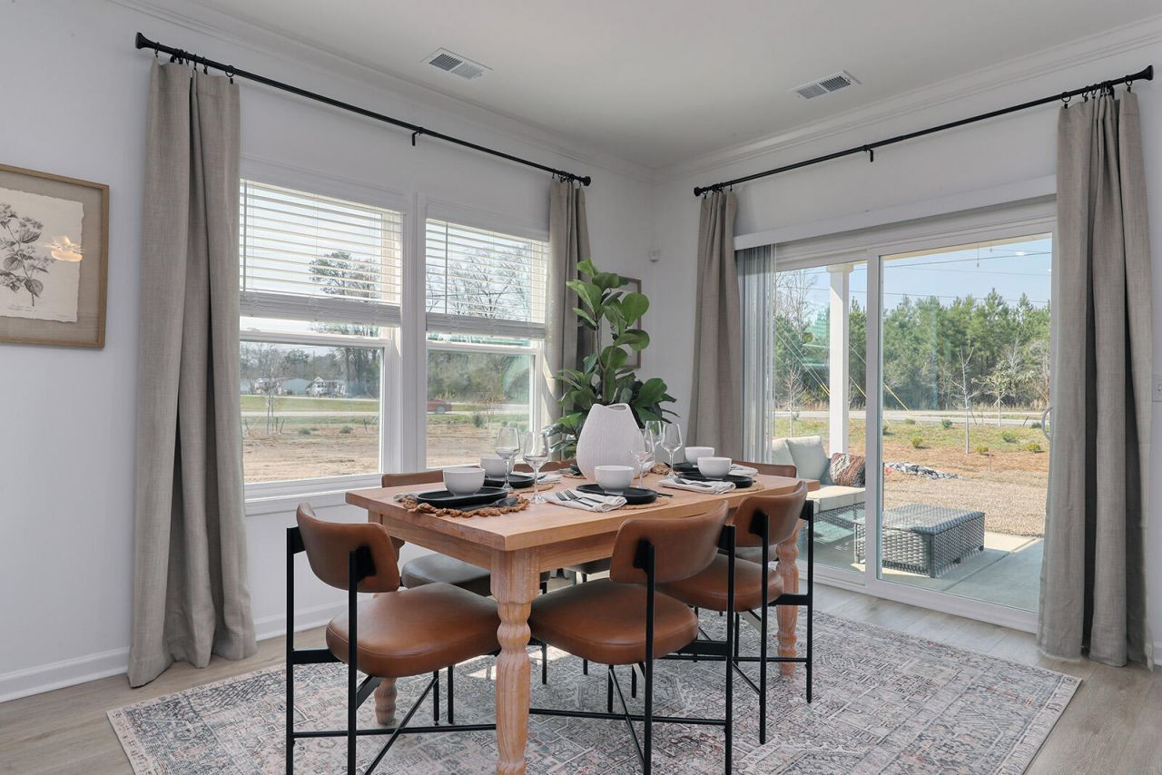 1026 Carolina Way Photo 5