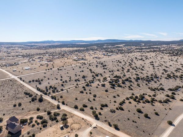 245 HORTON Road, Edgewood, NM 87015