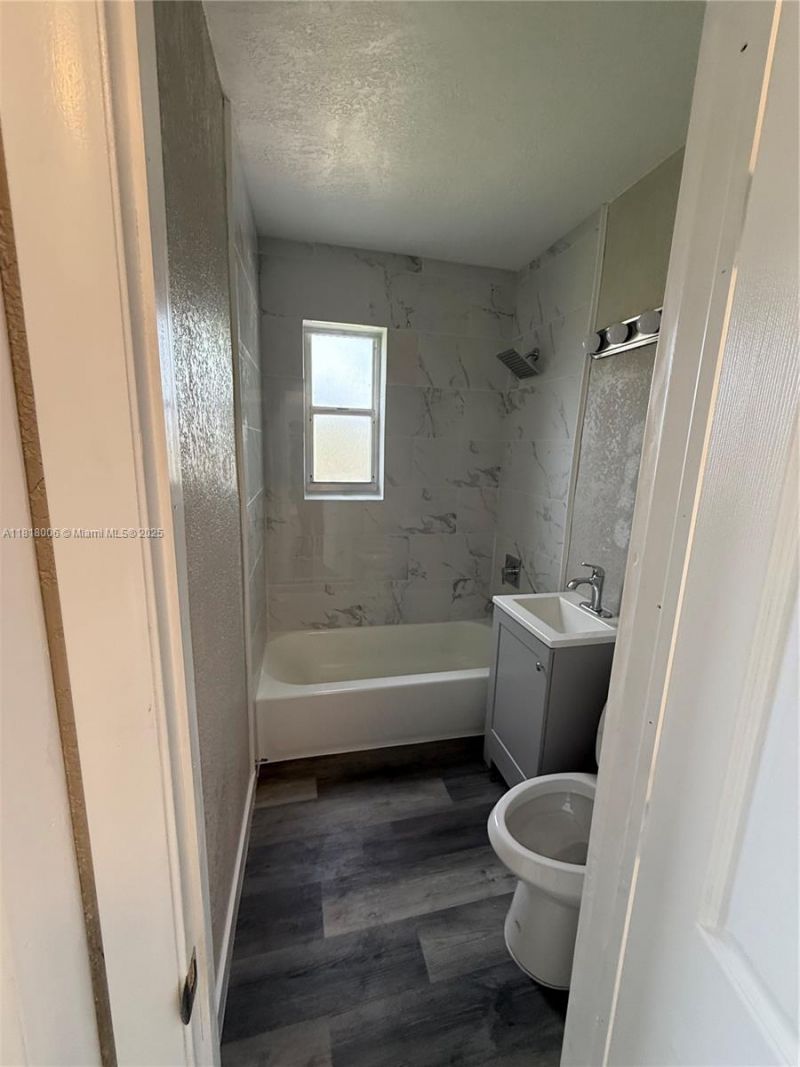 14940 Monroe St, Miami, FL 33176 Photo