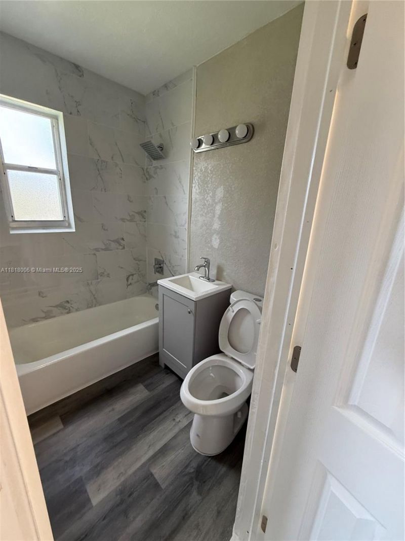 14940 Monroe St, Miami, FL 33176 Photo