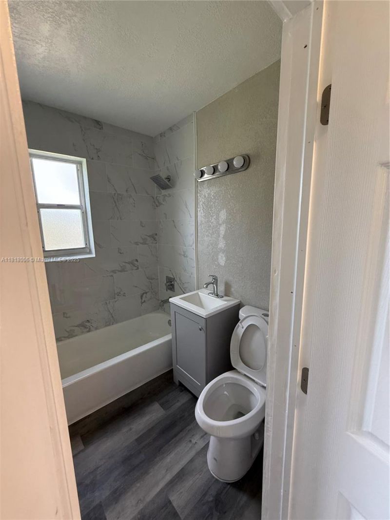 14940 Monroe St, Miami, FL 33176 Photo