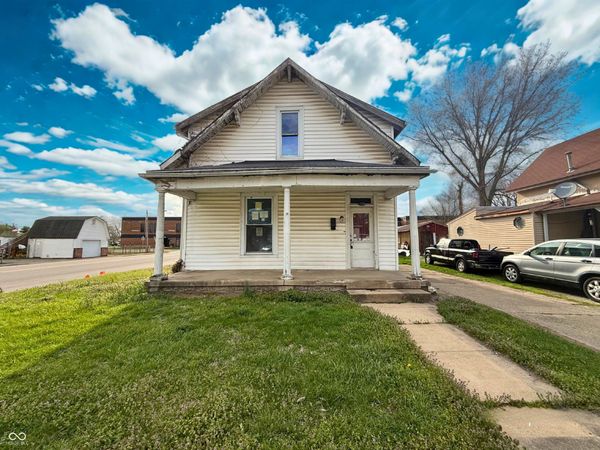 310 S Pleasant Street, Edinburgh, IN 46124