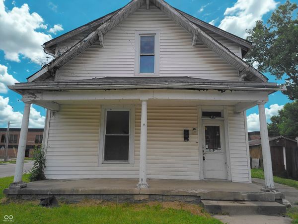 310 S Pleasant Street, Edinburgh, IN 46124