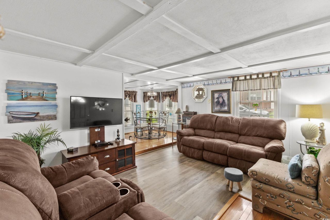 6001-t3 S Kings Hwy. Photo 5