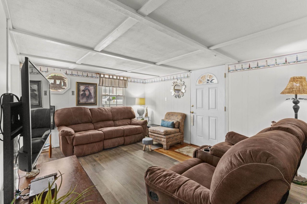 6001-t3 S Kings Hwy. Photo 6