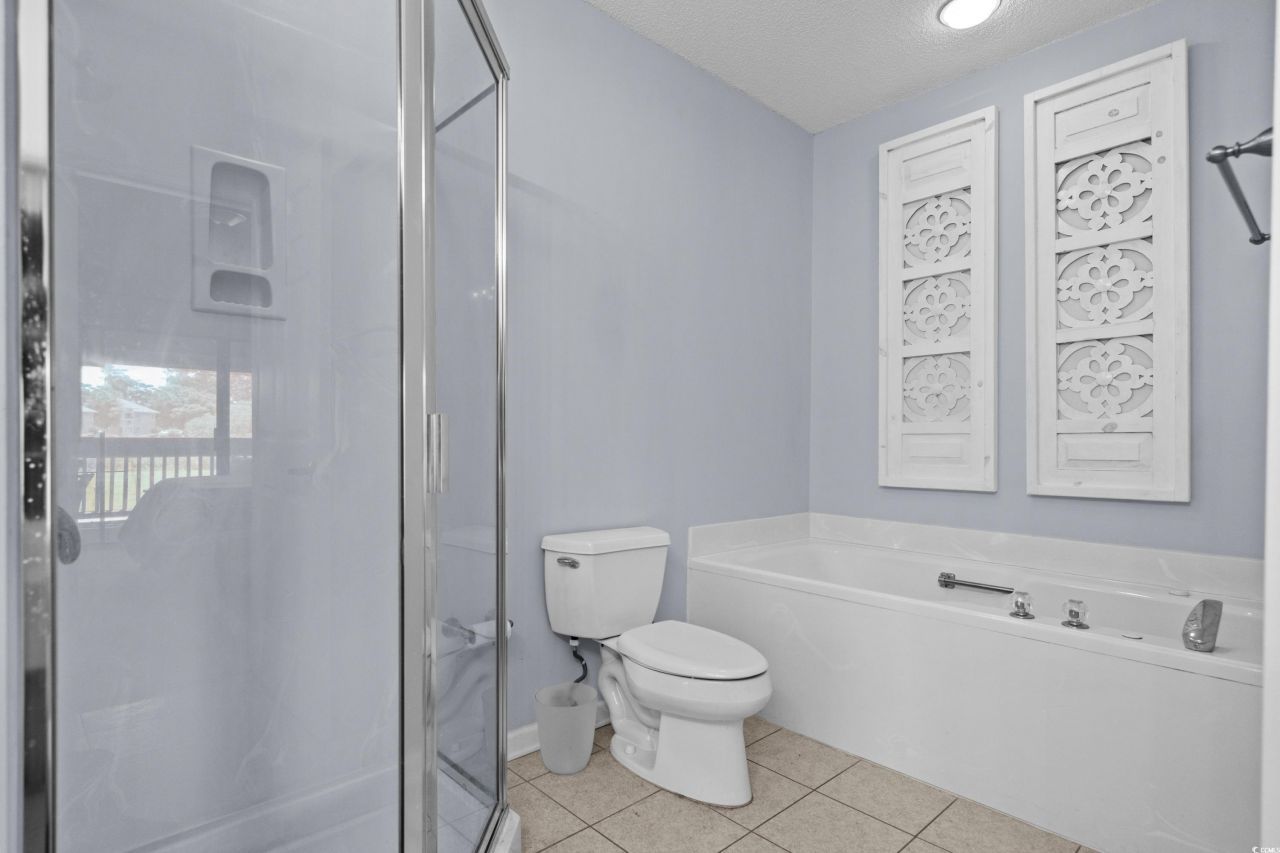 1551 Spinnaker Dr. Photo 15