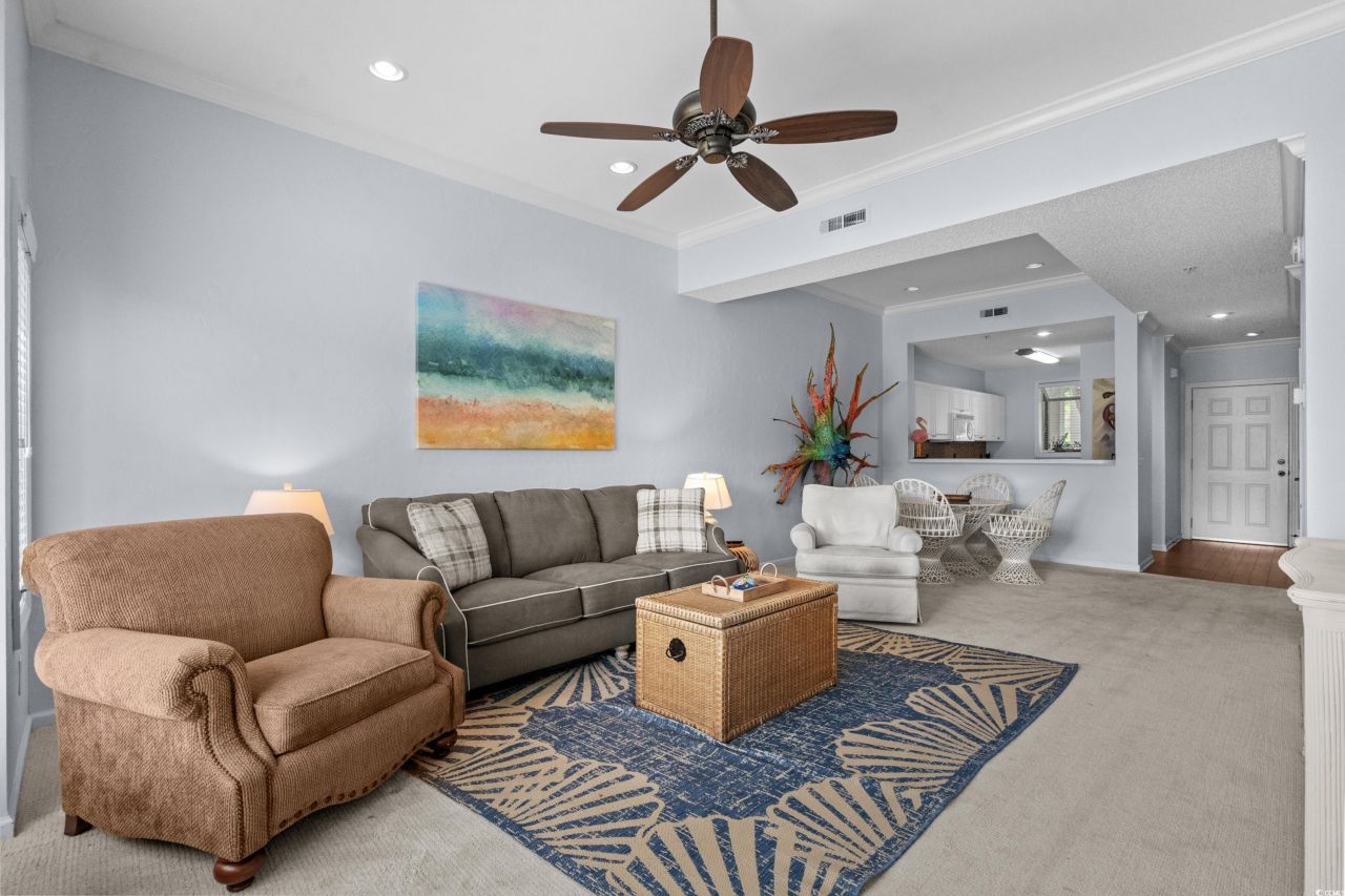 1551 Spinnaker Dr. Photo 6