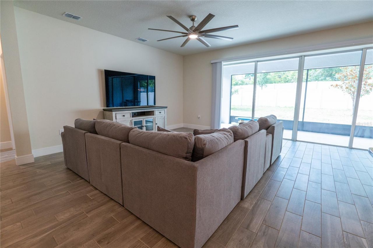 4007 Meandering Bay Drive, Apopka, FL 32712 Photo