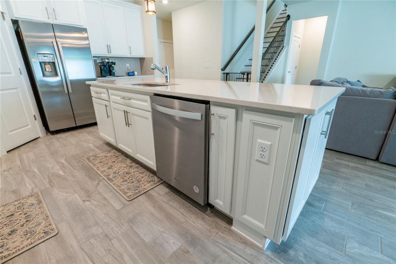 4007 Meandering Bay Drive, Apopka, FL 32712 Photo