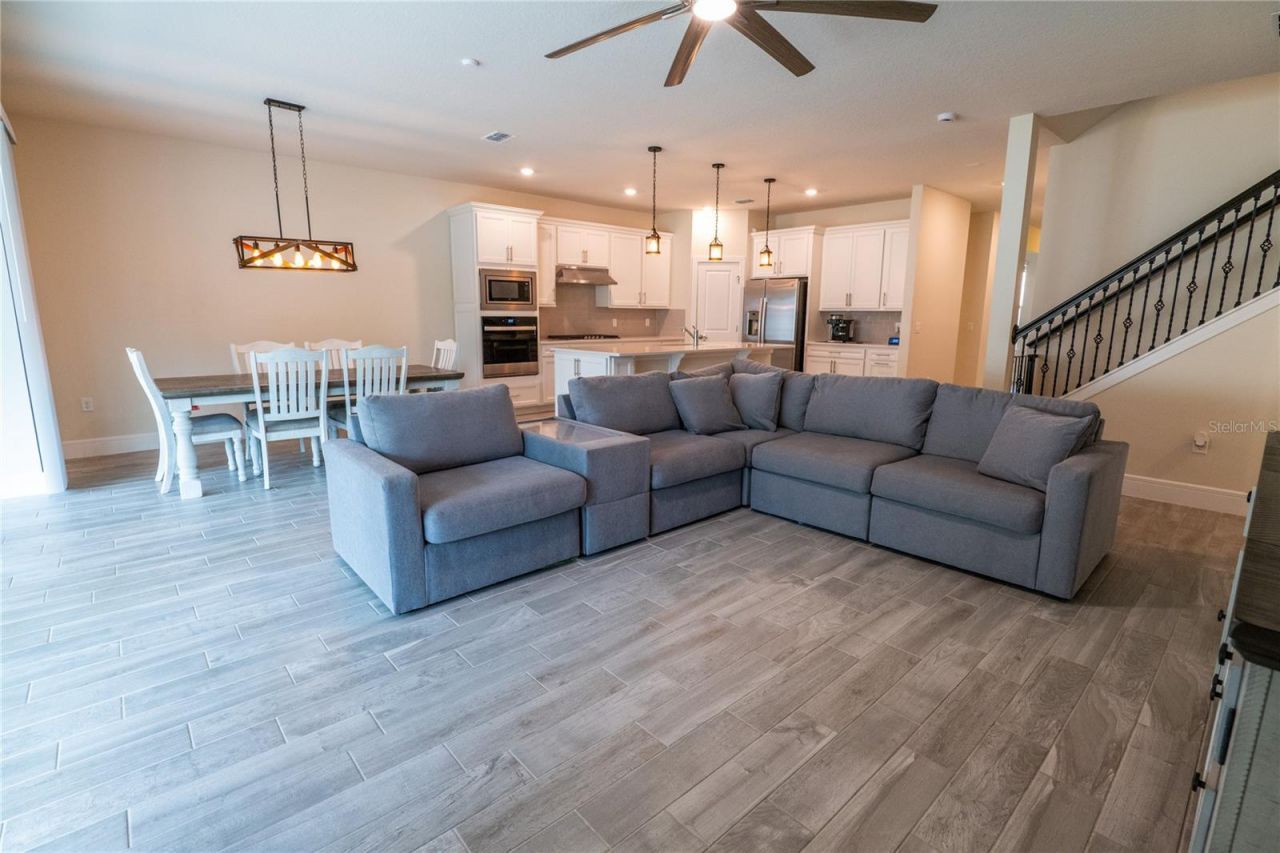 4007 Meandering Bay Drive, Apopka, FL 32712 Photo