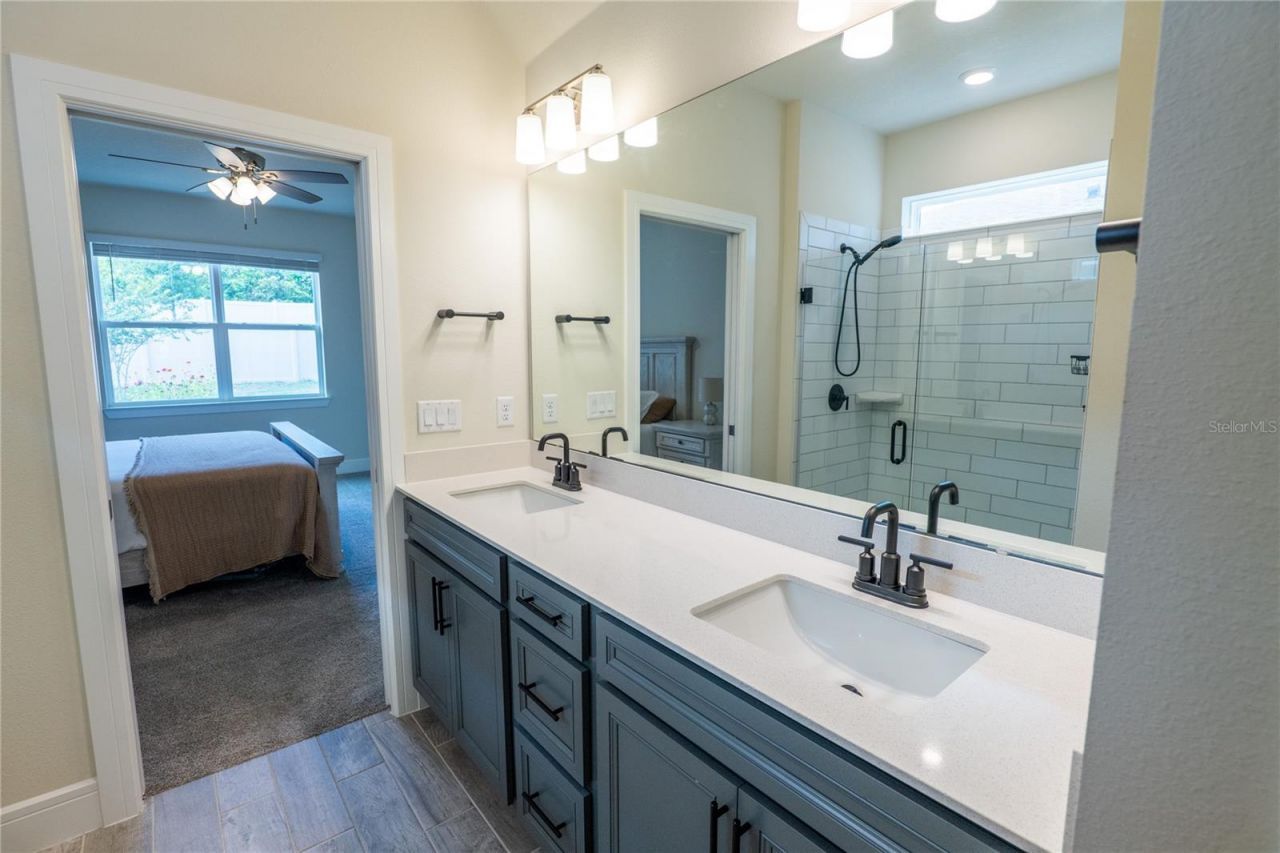 4007 Meandering Bay Drive, Apopka, FL 32712 Photo